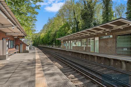 2 bedroom Flat for sale in Rydal Close, Purley