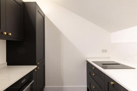 3 bedroom Flat for sale in The Waldrons, Croydon