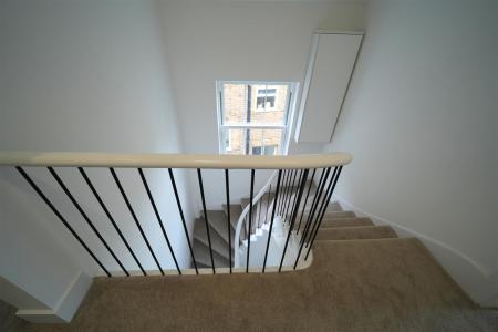 3 bedroom Flat for sale in The Waldrons, Croydon
