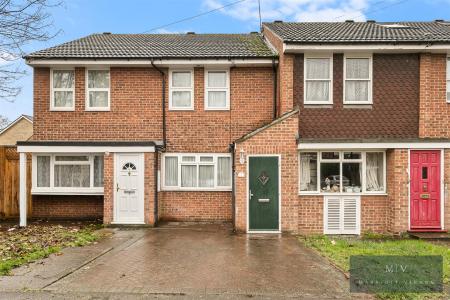 2 bedroom Terraced House for sale in Saracen Close, Croydon