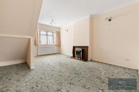 2 bedroom Terraced House for sale in Saracen Close, Croydon