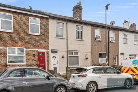 2 bedroom Terraced House for sale in Bynes Road, South Croydon