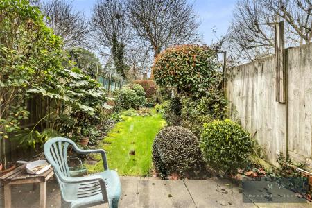 3 bedroom Terraced House for sale in Tidenham Gardens, Croydon