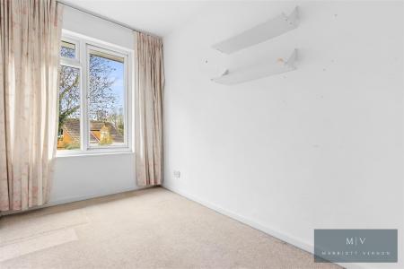 3 bedroom Terraced House for sale in Tidenham Gardens, Croydon