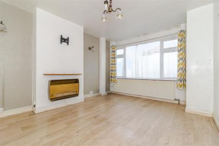3 bedroom Terraced House for sale in Harcourt Road, Thornton Heath