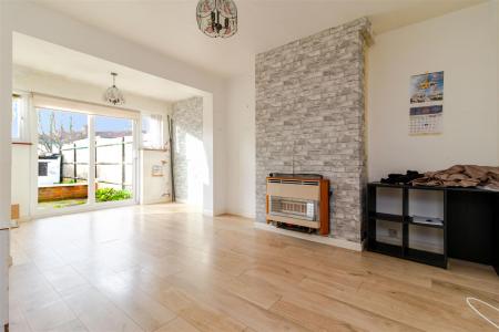 3 bedroom Terraced House for sale in Harcourt Road, Thornton Heath