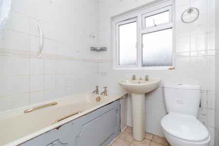 3 bedroom Terraced House for sale in Harcourt Road, Thornton Heath