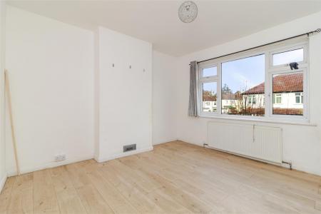3 bedroom Terraced House for sale in Harcourt Road, Thornton Heath