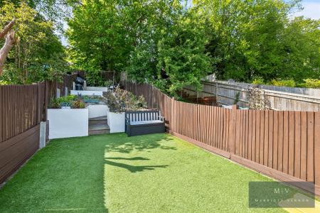 3 bedroom Terraced House for sale in Churchill Road, South Croydon