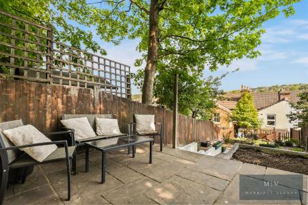 3 bedroom Terraced House for sale in Churchill Road, South Croydon