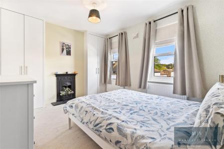 3 bedroom Terraced House for sale in Churchill Road, South Croydon