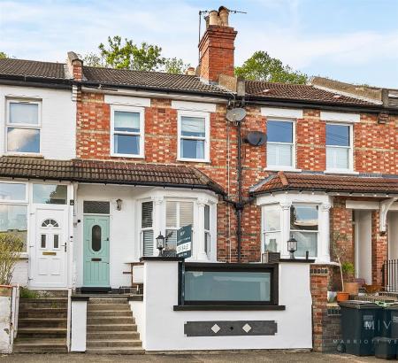 3 bedroom Terraced House for sale in Churchill Road, South Croydon