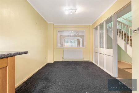 4 bedroom Link detached house for sale in Minster Drive, Croydon