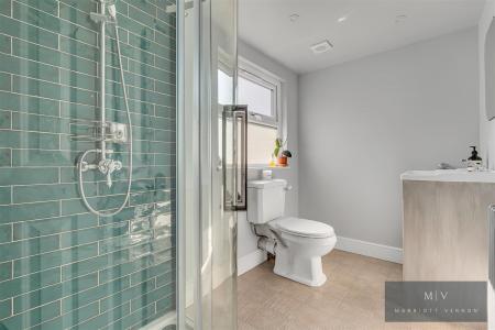 4 bedroom Semi-detached house for sale in Chelsham Road, South Croydon
