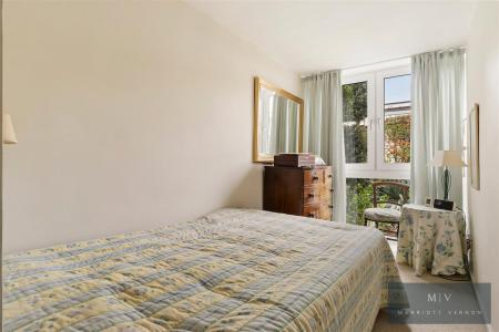 3 bedroom House for sale in St Bernards, Chichester Road, Park Hill, Croydon