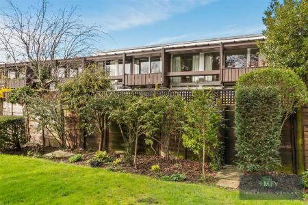 3 bedroom House for sale in St Bernards, Chichester Road, Park Hill, Croydon