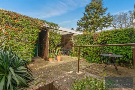 3 bedroom House for sale in St Bernards, Chichester Road, Park Hill, Croydon
