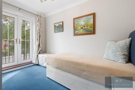 5 bedroom Town house for sale in Normanton Road, South Croydon