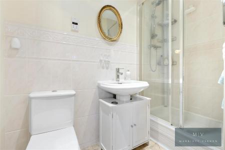 5 bedroom Town house for sale in Normanton Road, South Croydon
