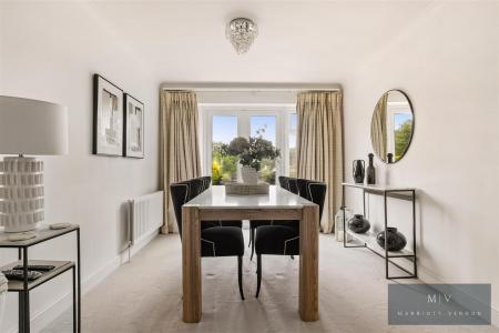 3 bedroom Detached house for sale in Purley Downs Road, South Croydon
