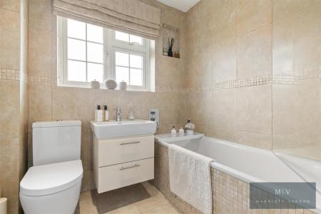 3 bedroom Detached house for sale in Purley Downs Road, South Croydon