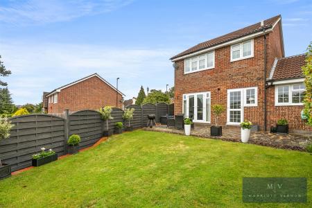 3 bedroom Detached house for sale in Purley Downs Road, South Croydon