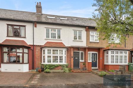 5 bedroom Terraced House for sale in Pagehurst Road, Croydon