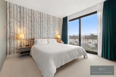 5 bedroom Terraced House for sale in Pagehurst Road, Croydon