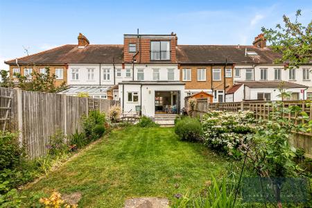 5 bedroom Terraced House for sale in Pagehurst Road, Croydon