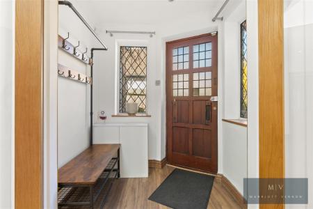 4 bedroom Detached bungalow for sale in Church Way, South Croydon