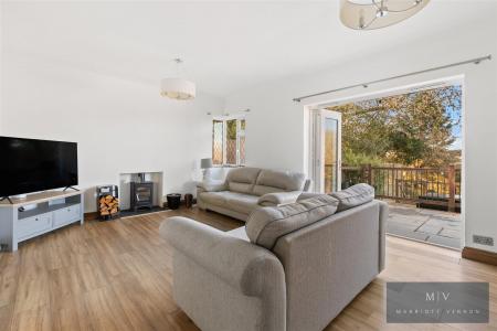 4 bedroom Detached bungalow for sale in Church Way, South Croydon