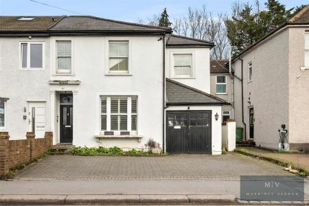 5 bedroom Semi-detached house for sale in Selsdon Road, South Croydon