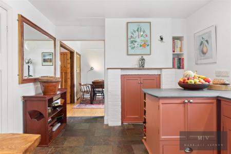 5 bedroom Detached house for sale in Haling Grove, South Croydon