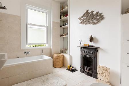 5 bedroom Detached house for sale in Coombe Road, Croydon