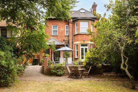 5 bedroom Detached house for sale in Coombe Road, Croydon