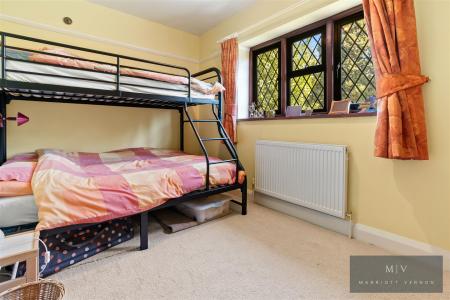 4 bedroom Detached house for sale in Croham Manor Road, South Croydon