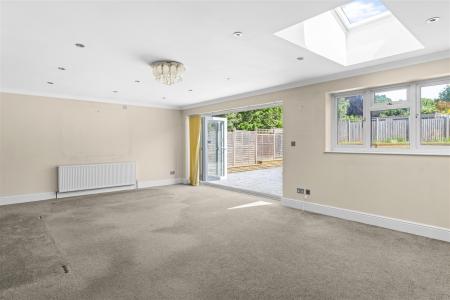 5 bedroom Detached house for sale in Croham Road, South Croydon
