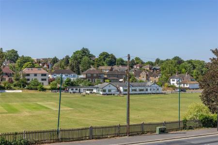 5 bedroom Detached house for sale in Croham Road, South Croydon