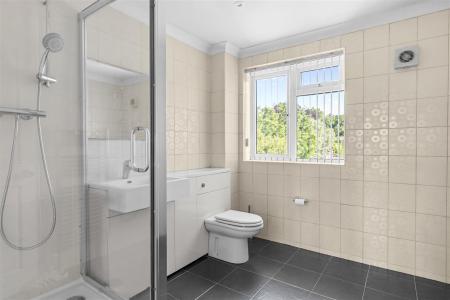 5 bedroom Detached house for sale in Croham Road, South Croydon