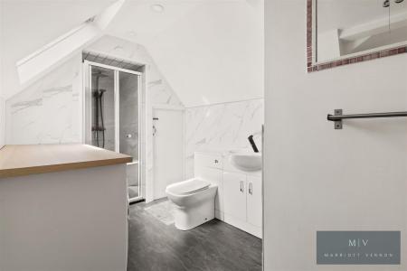 6 bedroom Detached house for sale in Croham Park Avenue, South Croydon