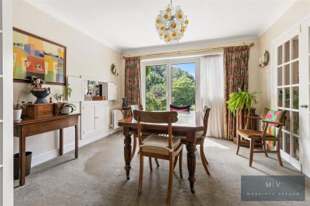 4 bedroom Detached house for sale in Ranmore Avenue, Croydon
