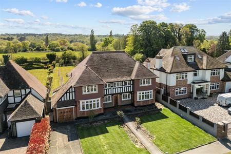 6 bedroom Detached house for sale in Grimwade Avenue, Croydon