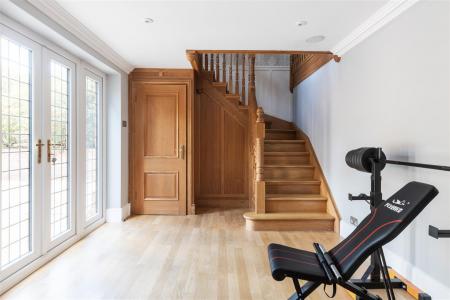 5 bedroom Detached house for sale in Pine Coombe, Croydon