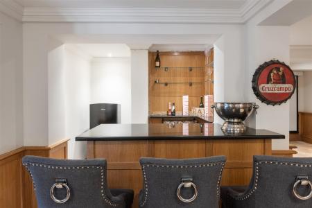 5 bedroom Detached house for sale in Pine Coombe, Croydon