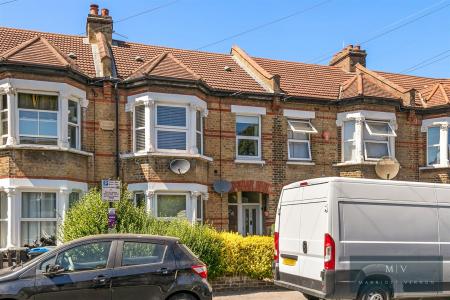 2 bedroom Flat to let in Davidson Road, Croydon