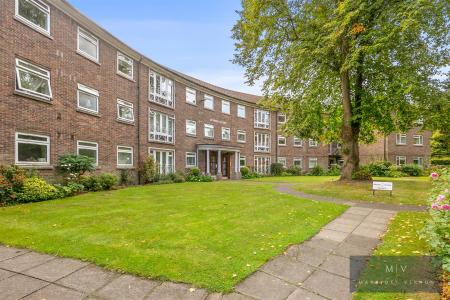 2 bedroom Flat to let in Addiscombe Road, Croydon