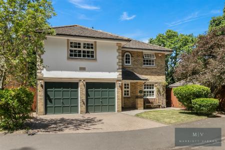 Oakwood, Harding Close, Croydon
