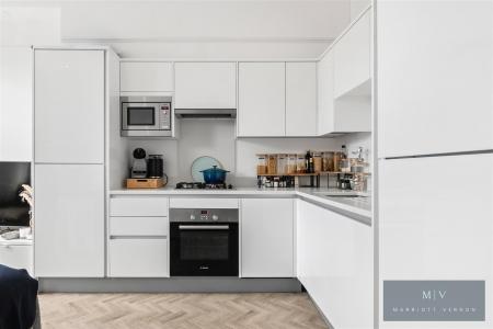 1 bedroom Flat to let in South Park Hill Road, South Croydon