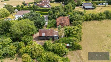 3 bedroom Detached house for sale in Maypole Road, Orpington