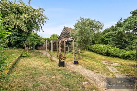 3 bedroom Detached house for sale in Maypole Road, Orpington